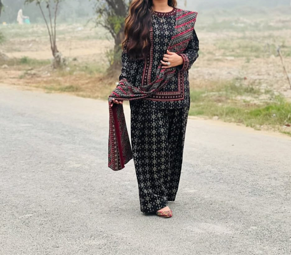 DIGITAL CHUNRI 3PC SUIT WITH FARSI SALWAR